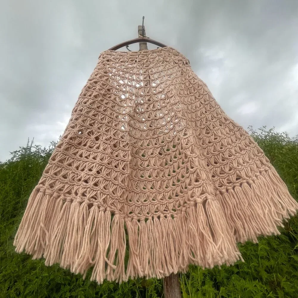 NEW Dreamy Boho One-Size Warm Bone/Cream Cozy Handmade Crochet Fringe Shawl/Cape - Picture 6 of 16